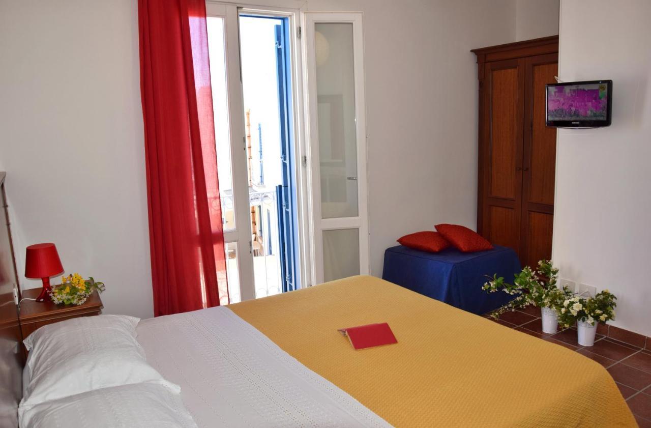 Favignana Casa Vacanza Orsola Kültér fotó